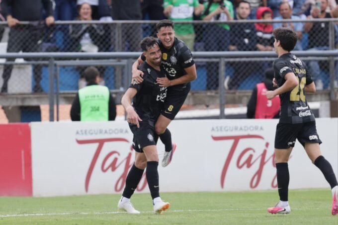 olimpia-se-hizo-fuerte-en-villeta-para-emerger-como-el-unico-lider-del-torneo-clausura