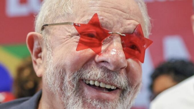 historico:-lula-da-vuelta-la-eleccion-y-supera-a-bolsonaro-en-el-ballotage
