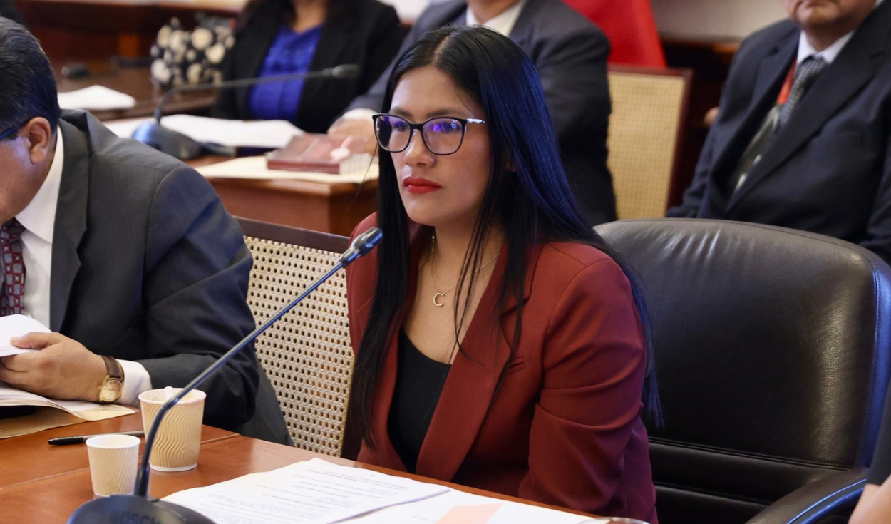 catherine-palomino:-exasesor-la-denuncia-por-presuntamente-negociar-con-presupuestos-de-alcaldias