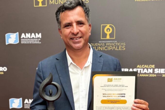 el-alcalde-que-renuncio-para-buscar-la-jefatura-edil-de-otro-municipio