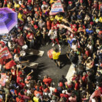 petistas-comemoram-vitoria-de-lula,-e-bolsonaristas-contestam-resultado