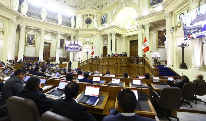facultades-legislativas-avanzaron-en-el-congreso-con-votos-de-la-propia-oposicion