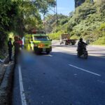 transito-complicado-en-la-calzada-la-paz-por-hallazgo-de-un-fallecido-bajo-el-puente-belice