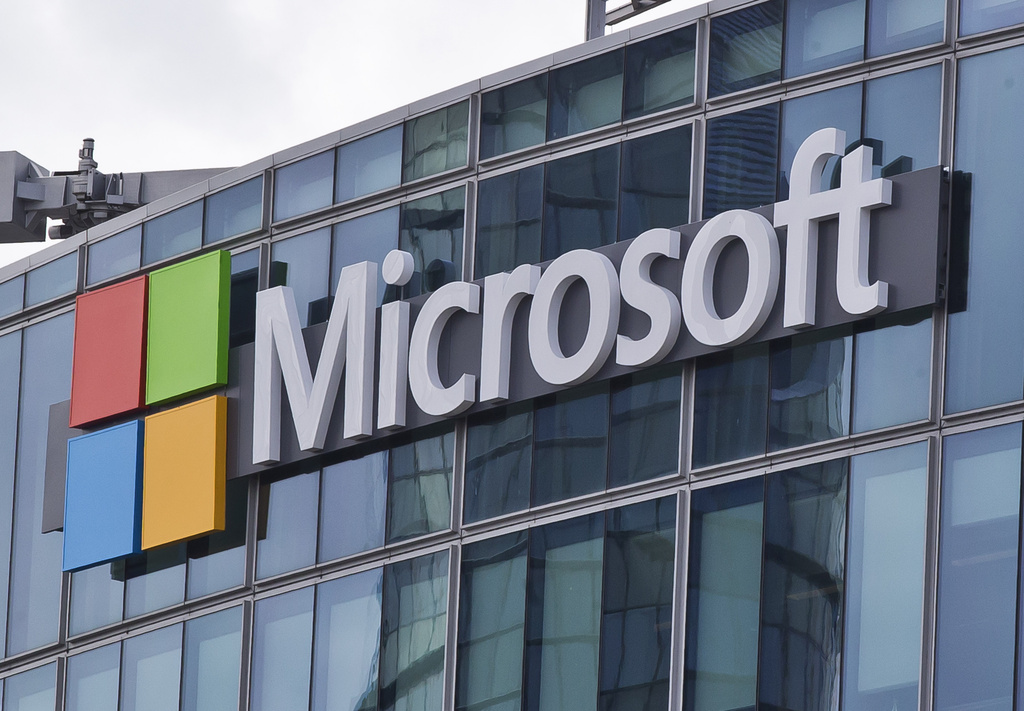 microsoft-lanza-programa-de-salidas-voluntarias-para-60-mil-empleados-en-medio-de-inversiones-en-ia
