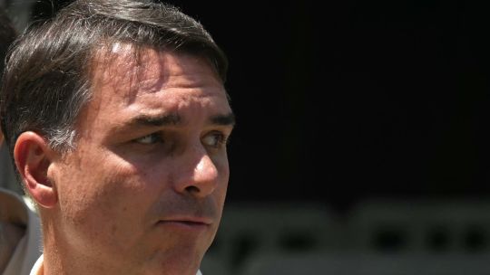 flavio-bolsonaro-says-court-banned-him-from-leaving-brazil