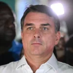 la-justicia-le-prohibe-a-bolsonaro-salir-de-brasil