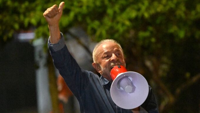 cinco-lecciones-de-la-remontada-de-lula-en-brasil-que-uruguay-deberia-mirar-antes-de-2029
