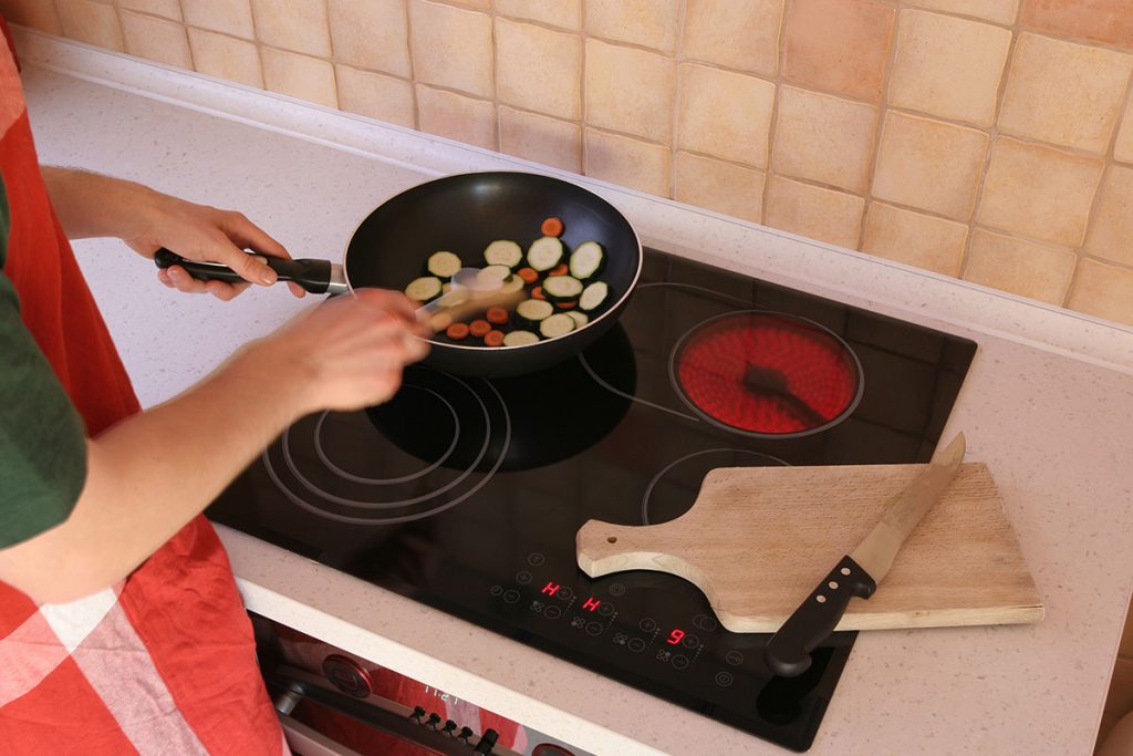 ojejapota-campana-para-dejar-cocina-a-gas-y-usar-“placas”