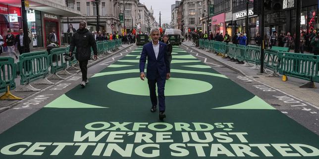 pietonnisation-d’oxford-street :-« une-artere-commercante-n’est-que-le-recit-a-ciel-ouvert-des-changements-de-consommation »