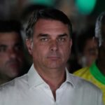 urgente:-hay-un-avion-retenido-en-puerto-iguazu,-sospechan-que-flavio-bolsonaro-intentaba-huir-a-los-eeuu.