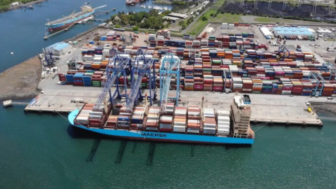 “no-tenian-otra-opcion,-sino-la-carretera-colapsa”,-expresa-arevalo-ante-necesidad-de-trenes-para-puerto-quetzal