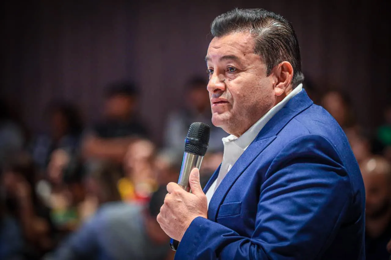 justicia-declara-en-rebeldia-a-jhonny-fernandez-por-el-caso-malversacion