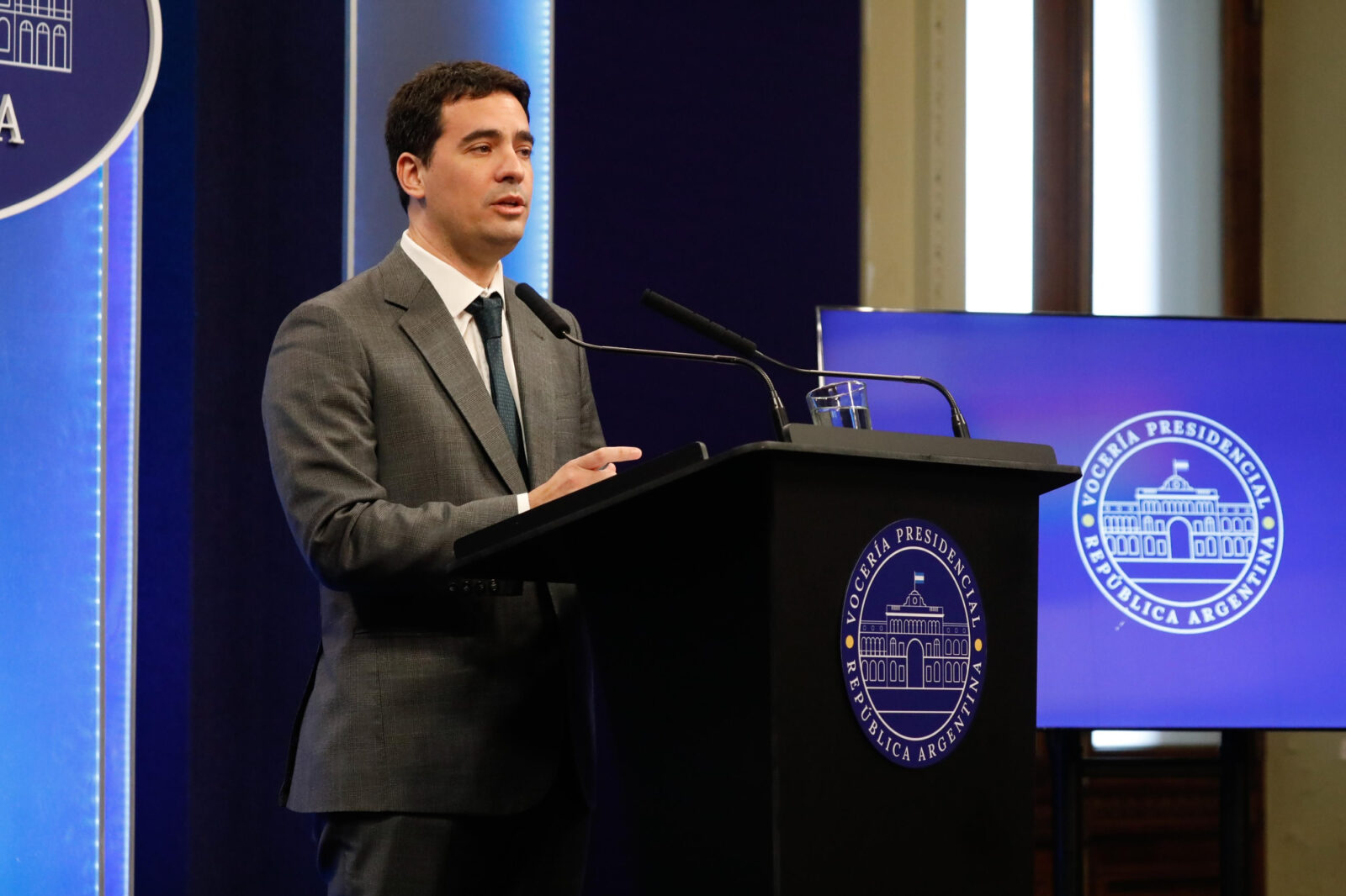 government-confirms-milei-will-not-congratulate-lula-on-victory