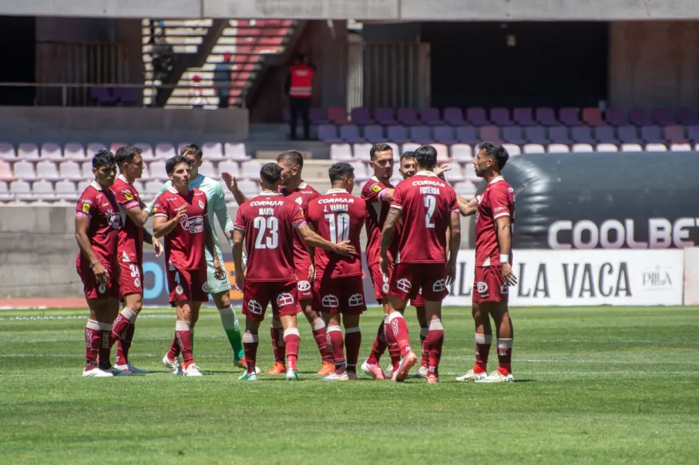 ¡atencion-granates!-deportes-la-serena-tendra-firma-de-camisetas-con-dos-jugadores-del-plantel