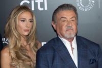 ¡sylvester-stallone-reconocio-que-su-retona-es-una-“nepo-babie”!