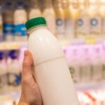 precio-de-la-leche-en-buenos-aires:-¿cuanto-se-destina-hoy-del-sueldo-para-llenar-la-heladera?