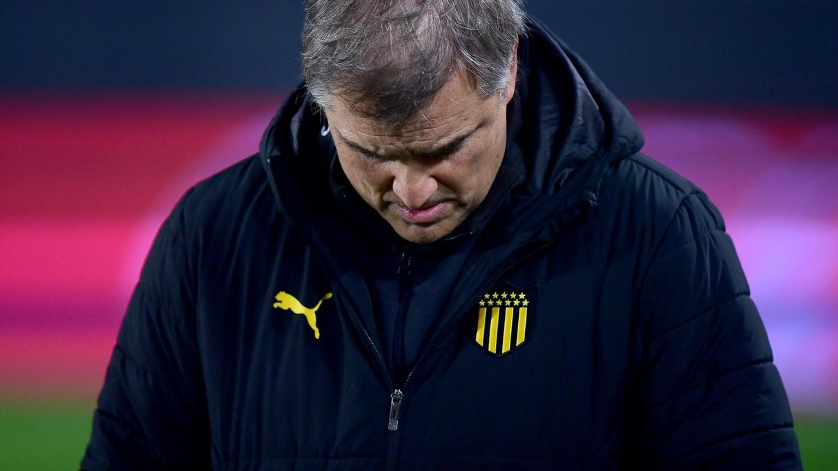 entre-el-respaldo-y-la-critica-a-diego-aguirre,-el-delegado-julio-trostchansky-opino-de-la-crisis-de-penarol:-“la-calentura-hay-que-aguantarla”