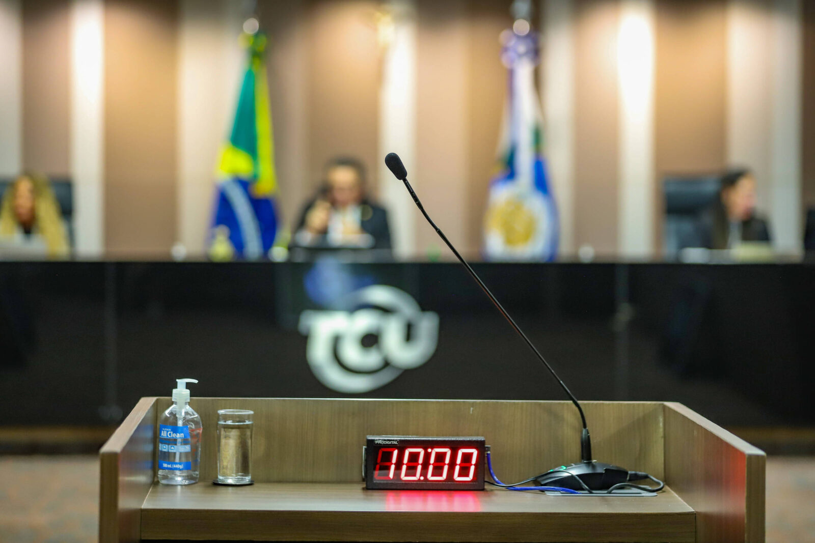 tributo-da-reforma-maior-que-o-previsto-obriga-empresas-a-rever-planejamento-para-2027
