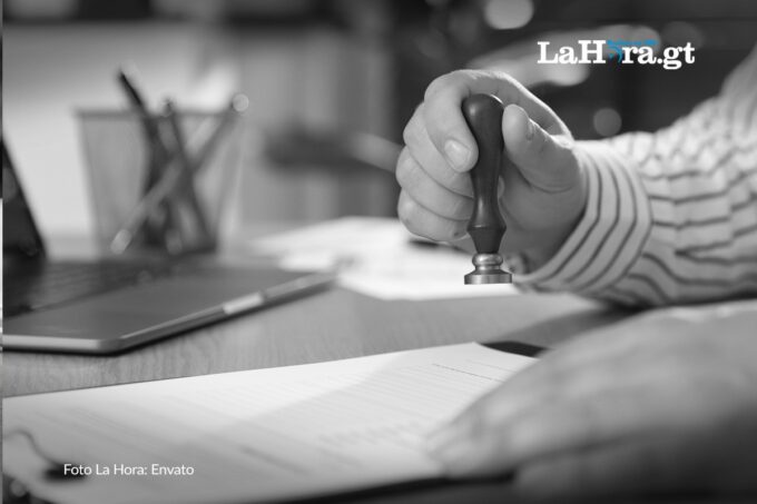 notario-que-habria-elaborado-escrituras-con-personas-fallecidas-para-despojo-de-bienes-es-ligado-a-proceso