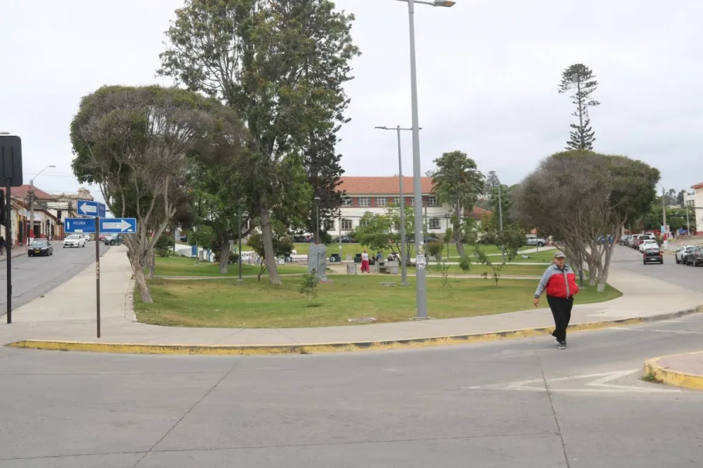 el-pasado-y-presente-de-la-plaza-buenos-aires-de-la-serena
