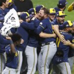 cerveceros-de-milwaukee-ganan-su-primera-serie-mundial-tras-vencer-a-los-rays-de-tampa-bay