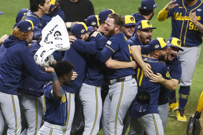 cerveceros-de-milwaukee-ganan-su-primera-serie-mundial-tras-vencer-a-los-rays-de-tampa-bay