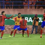 el-clasico-339-es-de-municipal,-tras-remontar-3-1-a-comunicaciones