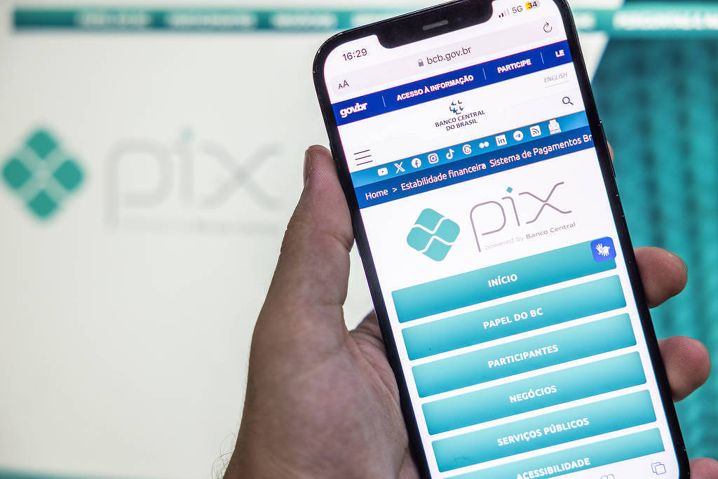 pix-e-bancarizacao-impulsionam-inclusao-financeira,-aponta-estudo-da-fin
