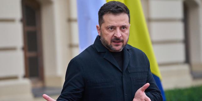 en-direct,-guerre-en ukraine :-volodymyr-zelensky-reclame-de-nouvelles-sanctions-contre-la-russie-apres-la-« terrible-frappe »-contre-la-gare-ferroviaire-de-dnipro-qui-a-fait-13 morts