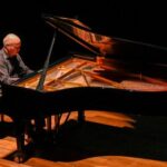 uruguayan-pianist-enrique-graf-to-perform-at-teatro-colon