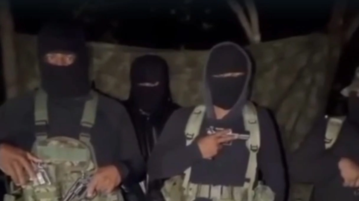 video-de-encapuchados-que-lanzan-amenazas-de-muerte-en-una-supuesta-‘limpieza-social’-genera-alerta-en-popayan-y-corredores-viales-del-cauca