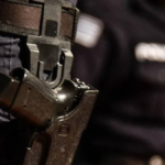 detuvieron-a-cinco-policias-por-presunto-abuso-de-funciones:-interpol-investiga-agresion-a-funcionario-del-mides-y-denuncia-por-faltante-de-dinero