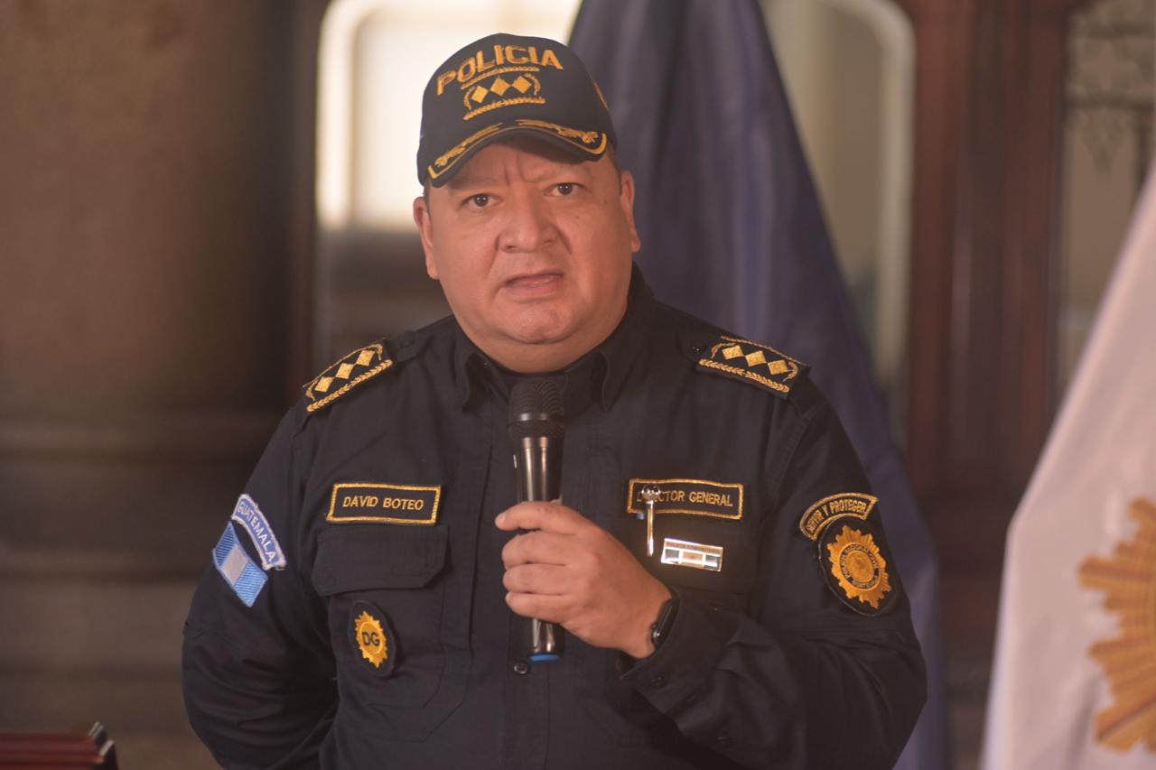 ¿cuanto-tiempo-estuvo-david-custodio-boteo-como-director-de-la-policia-nacional-civil?