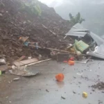 la-paz:-salidas-a-los-yungas-estan-restringidas-por-deslizamientos