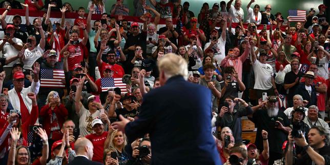 en-direct,-midterms-2026 :-la-croissance-accelere-a 3,4 %,-l’inflation-grimpe a-3,6 %,-a-quelques-jours-des-elections-de-mi-mandat-aux-etats-unis