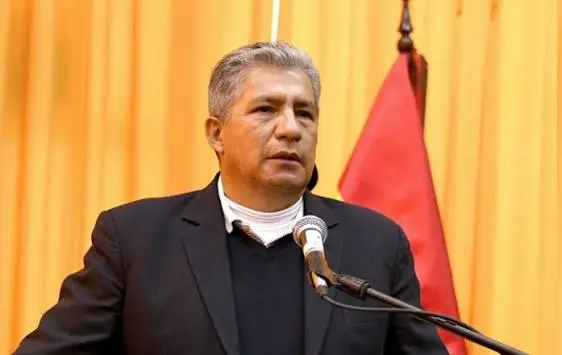 caso-radares:-exministro-novillo-es-aprehendido-luego-de-declarar 