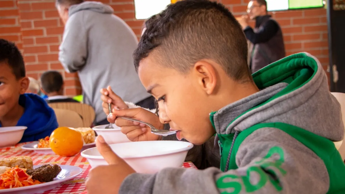 gobernacion-de-antioquia-invirtio-cerca-de-un-billon-de-pesos-contra-el-hambre:-900.000-personas-salieron-de-la-inseguridad-alimentaria-desde-2023