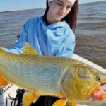 dorados-y-surubies-en-aguas-altas-correntinas:-como-esta-la-pesca-en-esquina
