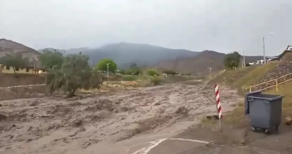 crecida-del-rio-hurtado-obliga-a-activar-alerta-sae
