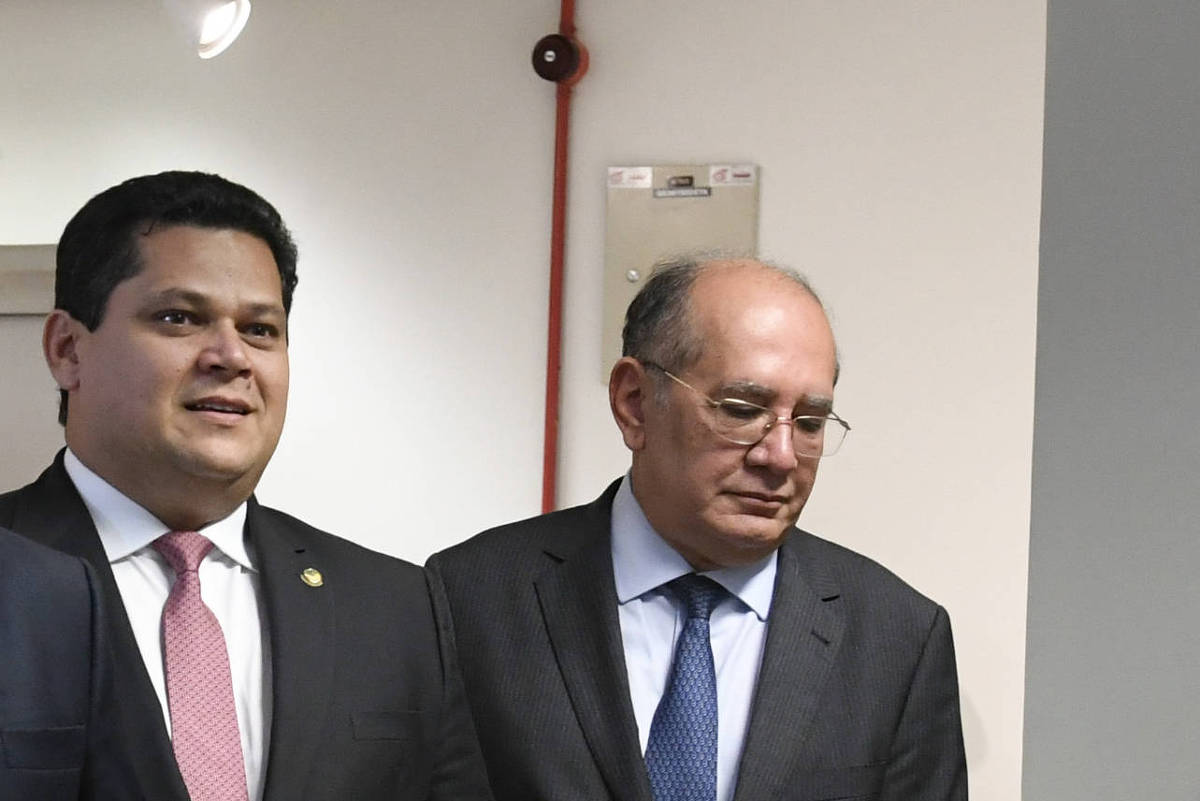 alcolumbre-viu-excesso-em-ordem-para-apreensao-de-passaporte-de-flavio-e-procurou-stf-para-reclamar