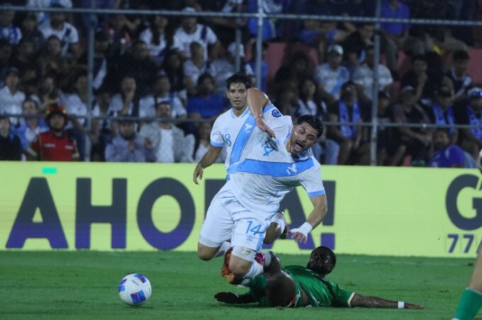 concacaf-sanciona-a-seleccionados-guatemaltecos,-multas-y-cierre-parcial-del-estadio-el-trebol