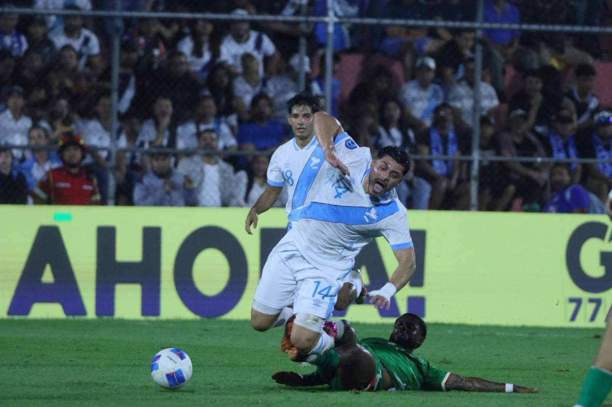 concacaf-sanciona-a-seleccionados-guatemaltecos,-multas-y-cierre-parcial-del-estadio-el-trebol
