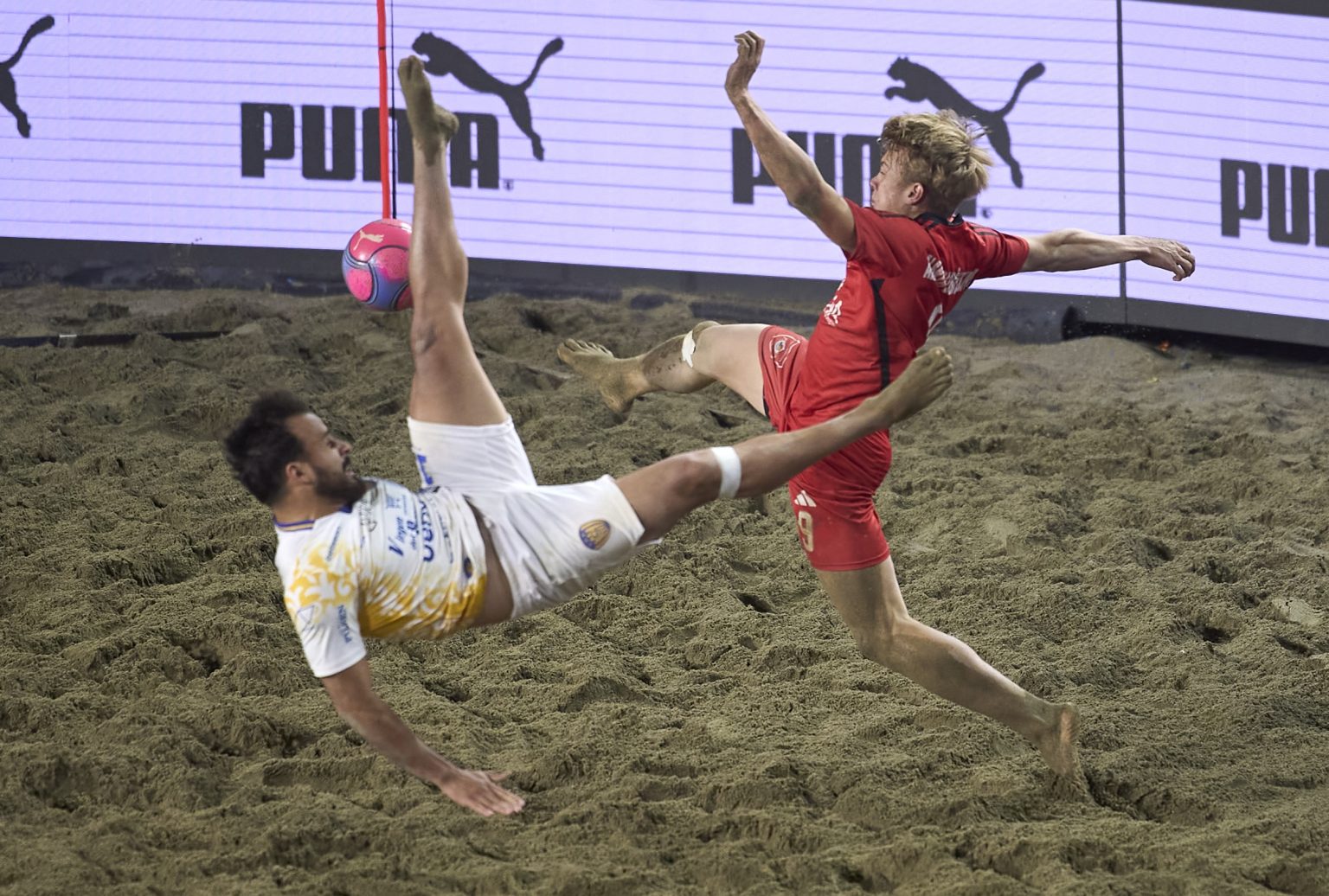 luqueno-de-futbol-playa-vapuleo-al-alanya-belediyespor-b-y-en-la-fecha-define-su-pase-a-las-semifinales