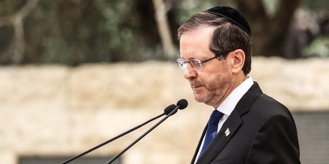 en-israel,-isaac-herzog,-le-president-honorifique-devenu-arbitre-d’une-knesset-sans-majorite