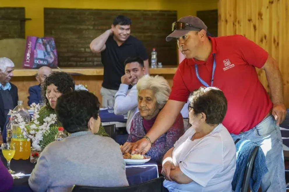 comedor-solidario-celebra-un-ano-de-alimentacion-saludable