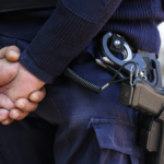 “total-desacato”,-amenazas-de-influencias-y-una-detencion:-la-version-de-los-policias-detenidos-y-sus-antecedentes-por-abuso-de-autoridad