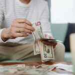 la-compra-de-dolar-ahorro-se-mantuvo-casi-estable-en-septiembre,-cerca-de-los-u$s3.000-millones
