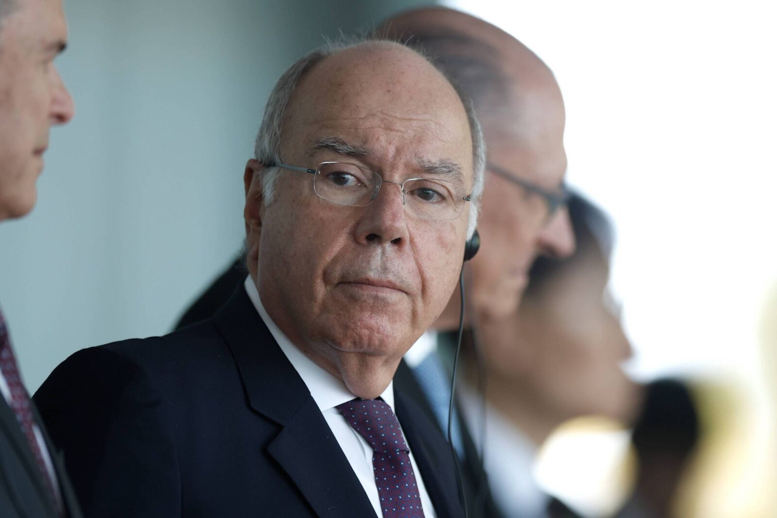 vieira-recebe-cumprimentos-de-ao-menos-dez-chanceleres-no-g20-pela-vitoria-de-lula