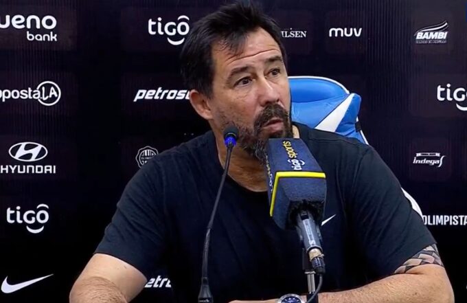 “me-gusta-el-4-3-3,-pero-la-realidad-es-que-el-4-4-2-nos-dio-resultados”