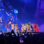 pussycat-dolls-faz-show-para-publico-nostalgico-e-traz-ao-palco-escola-de-samba